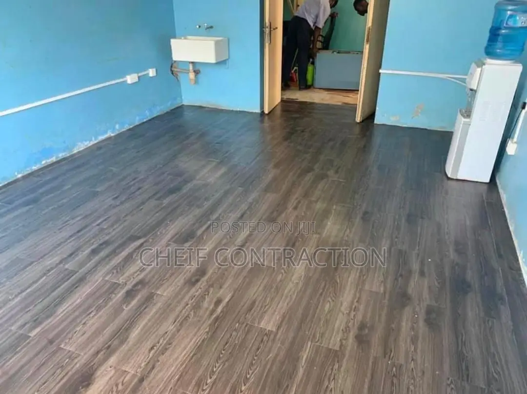 Vinyl Floor Tiles and Installation