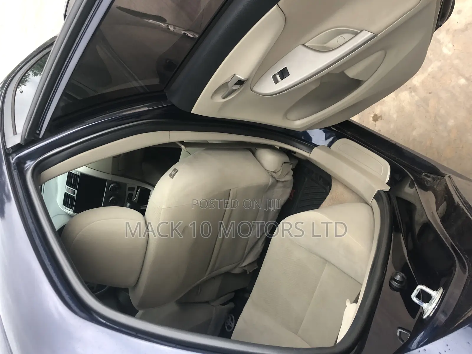 Toyota Corolla LE 4dr Sedan (1.8L 4cyl 4A) 2012 Blue