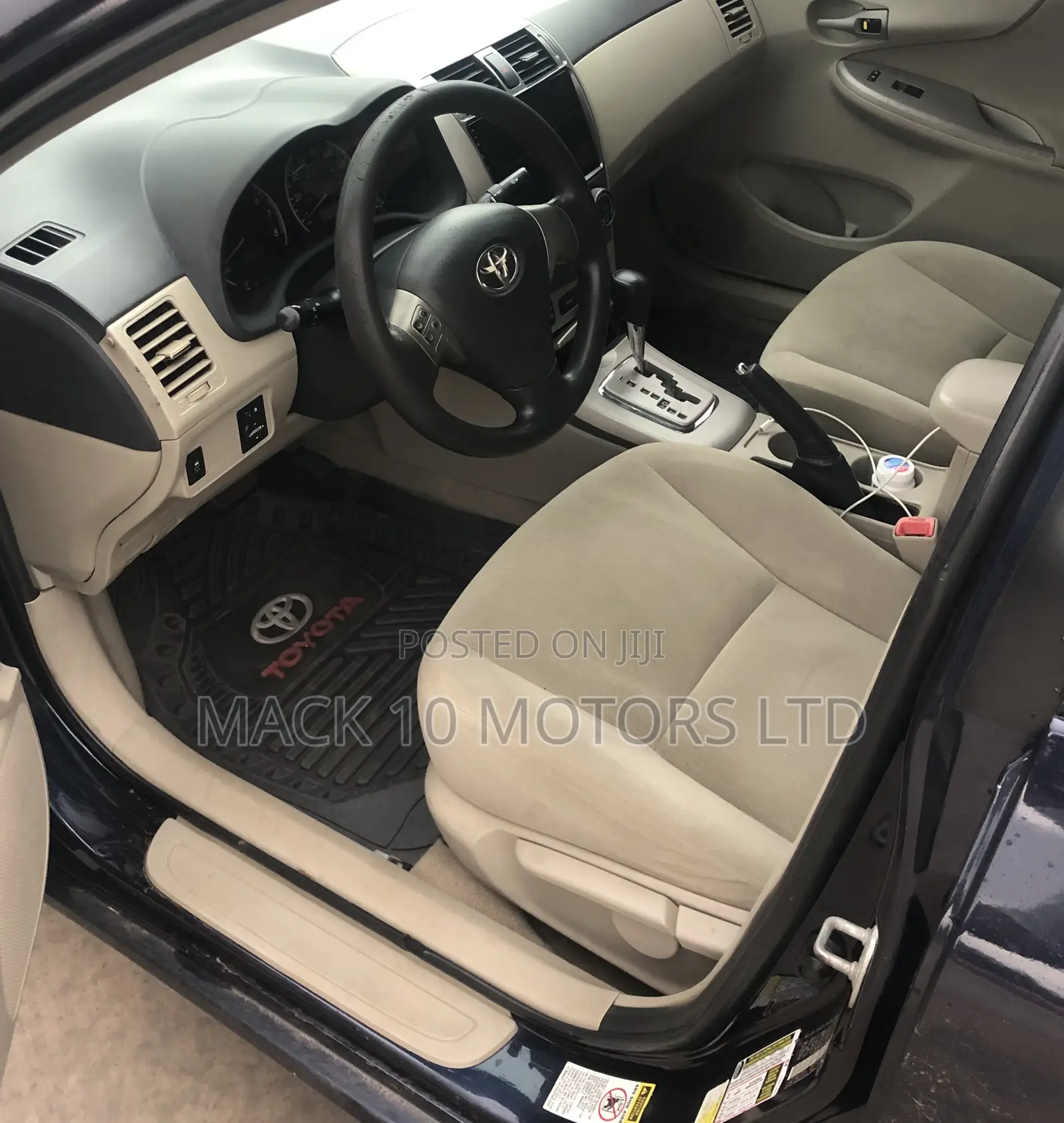 Toyota Corolla LE 4dr Sedan (1.8L 4cyl 4A) 2012 Blue