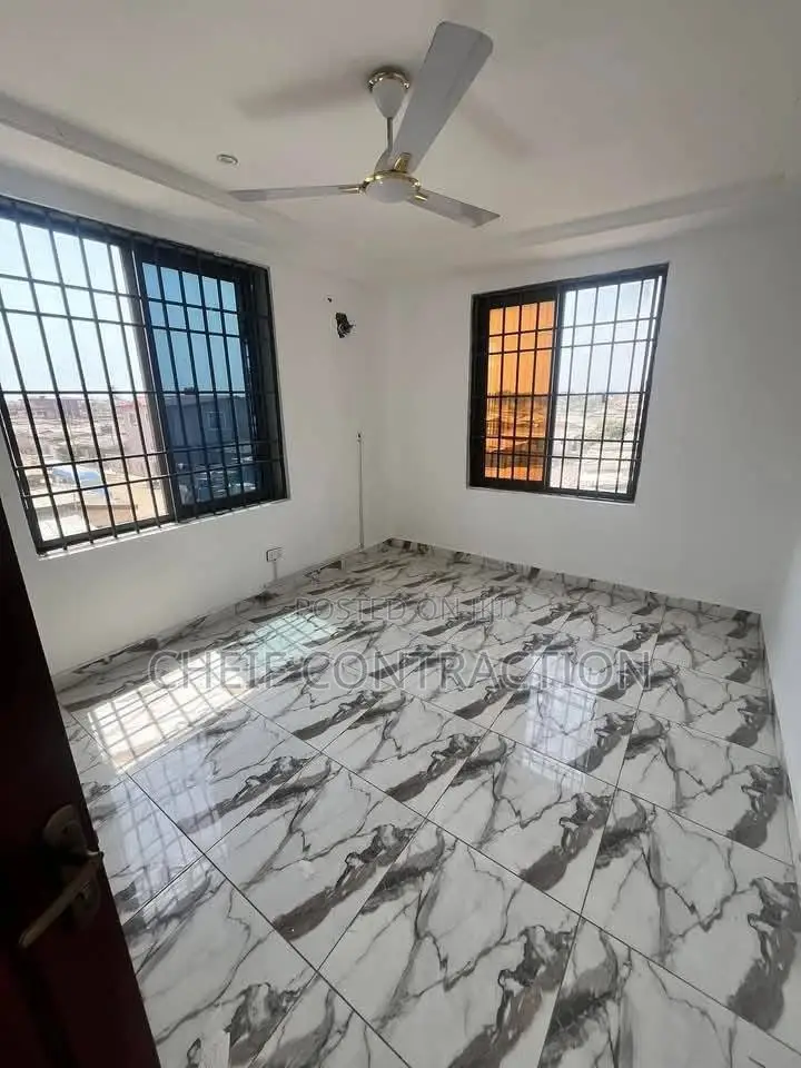 Professional Tiler