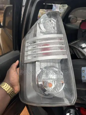 Toyota Voxy 2010-2014 Taillights