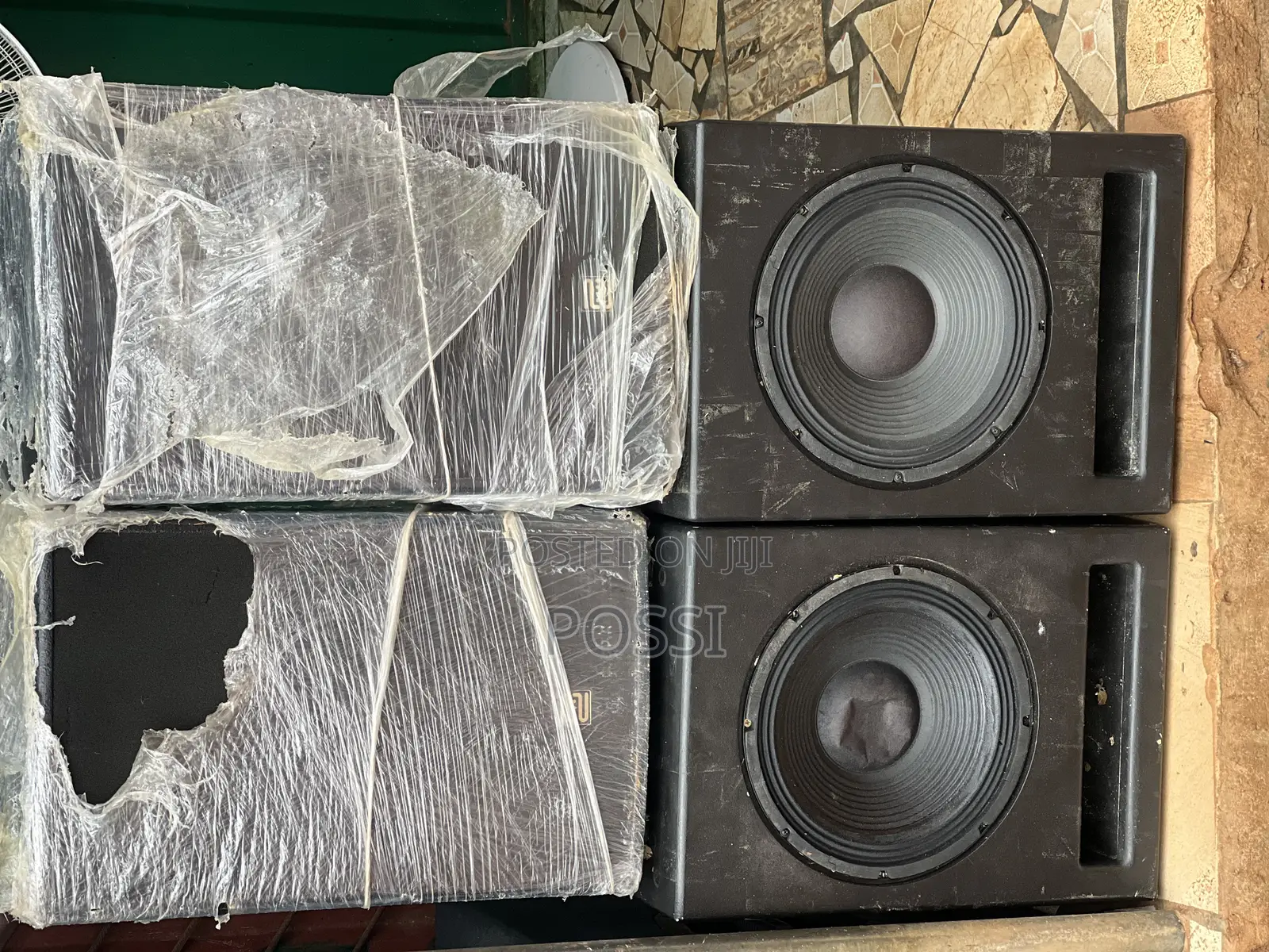 Pair of 12 Inches Bass Speaker With Mid