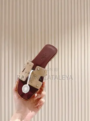 Hermes Slippers