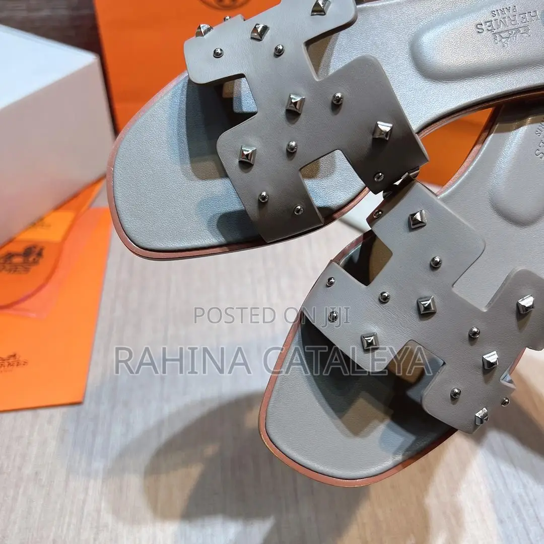Hermes Slippers