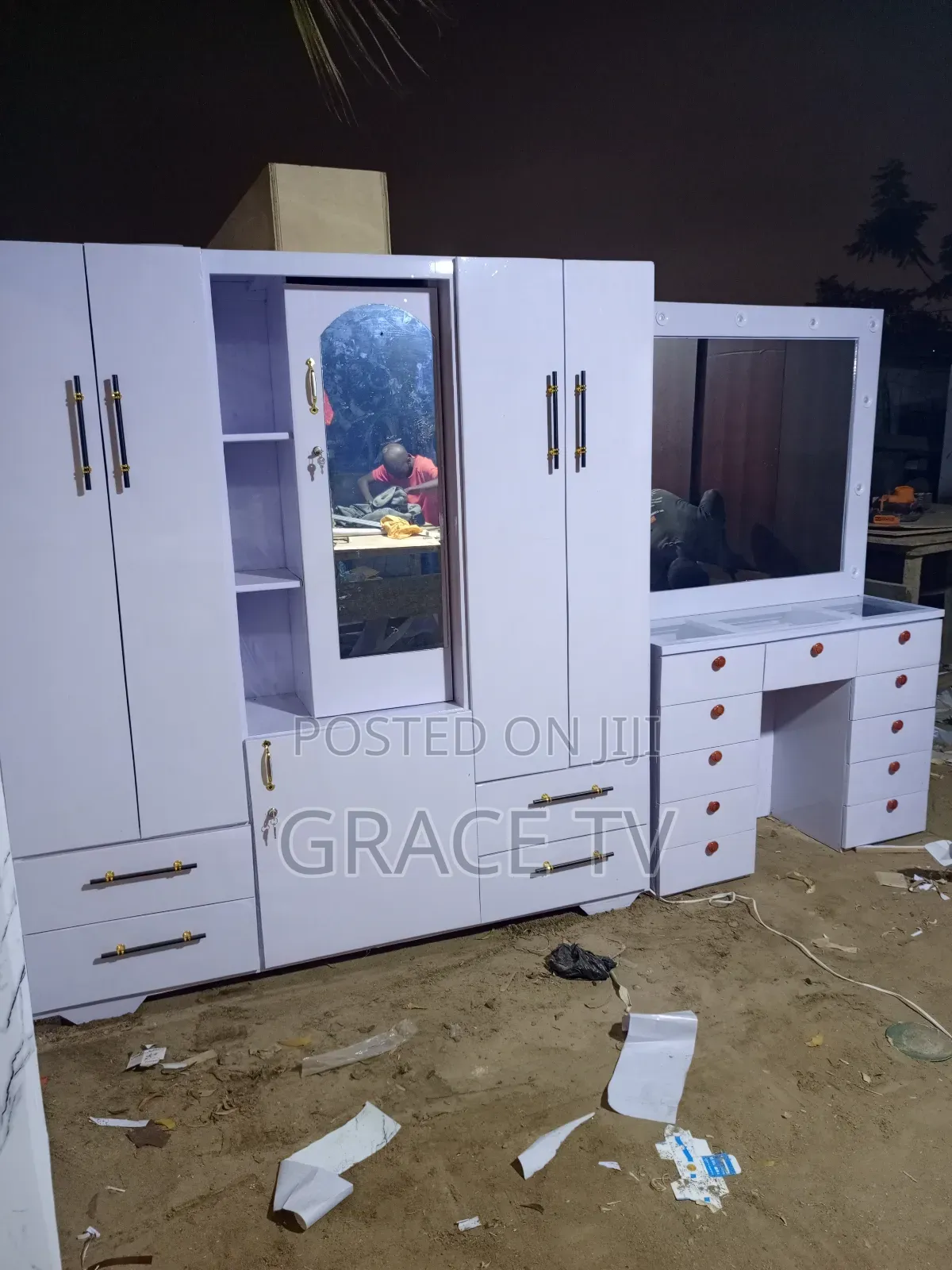 4in1wardrobe With Dressing Mirrors