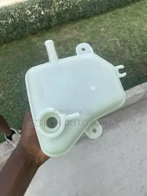 Honda Civic 2016-2020 Reservoir Wiper Bottle Tank