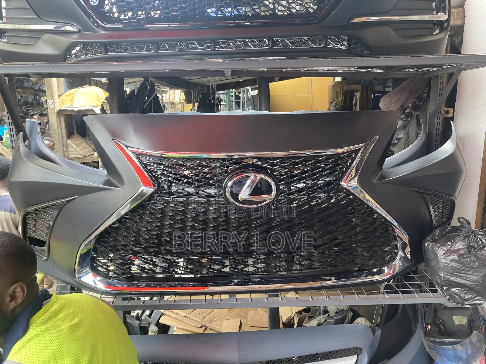 2009-2012 Complete Bumper for Toyota Corolla (Lexus Design)