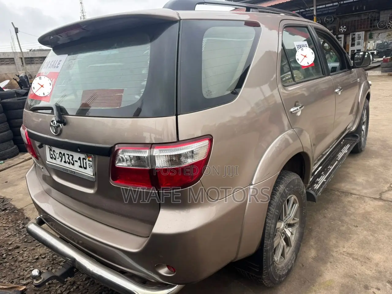 Toyota Fortuner 2.5 D AWD 2010 Gold