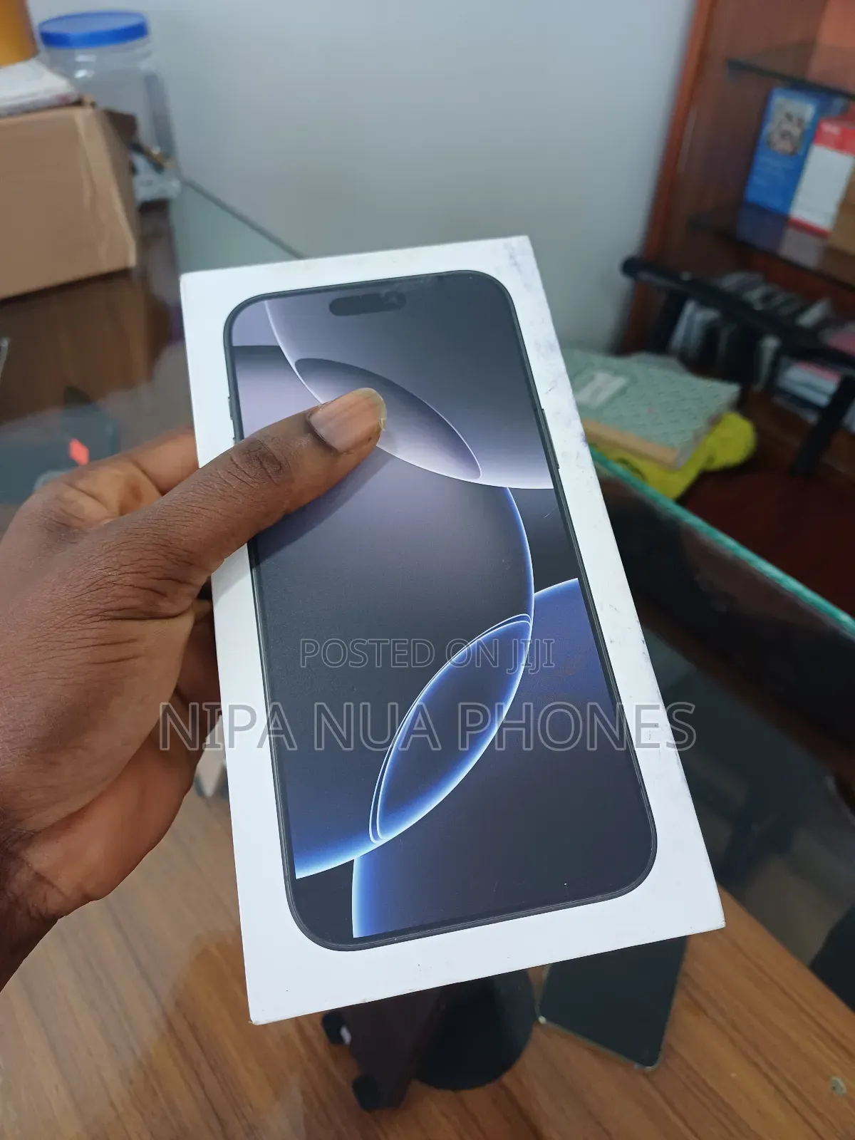 New Apple iPhone 16 Pro Max 256 GB Blue