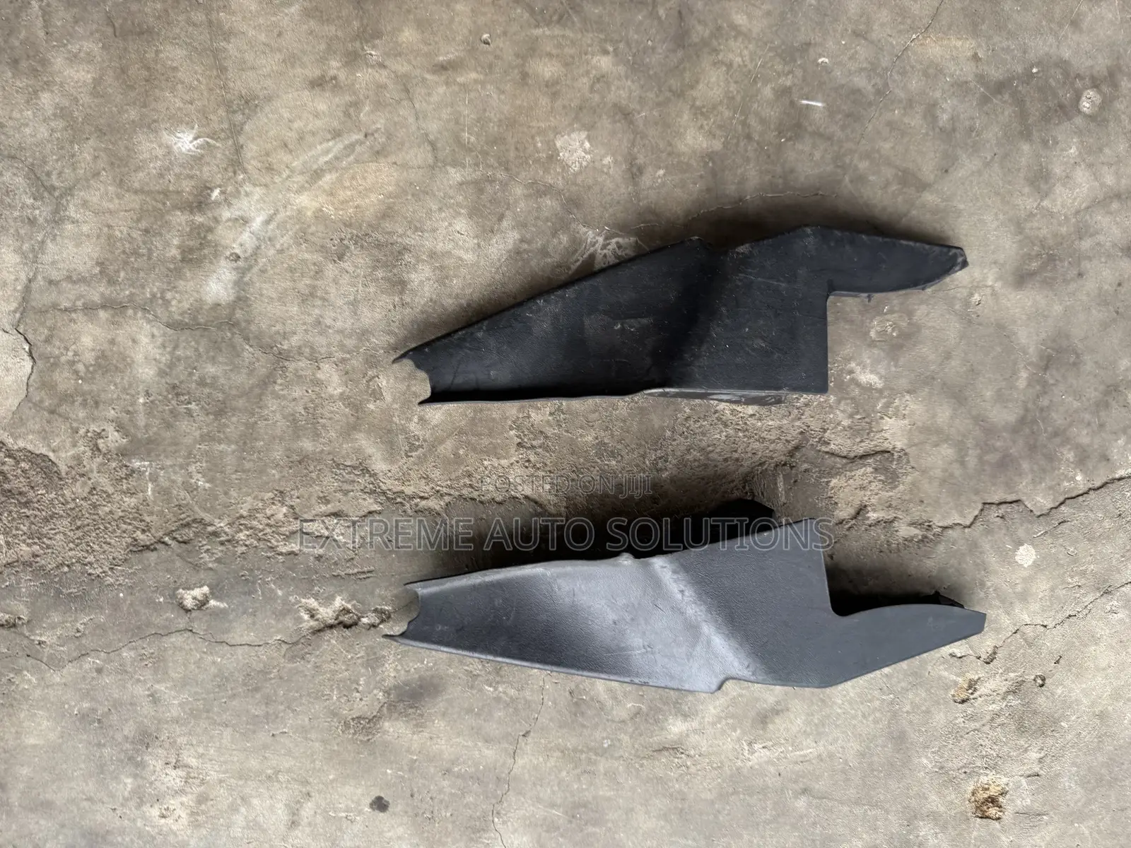 2023-2023 Honda Cr-v Hood Bonnet Side Hinge Cover