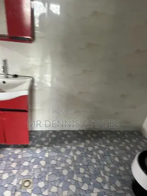4bdrm House in Westhills Mall for rent