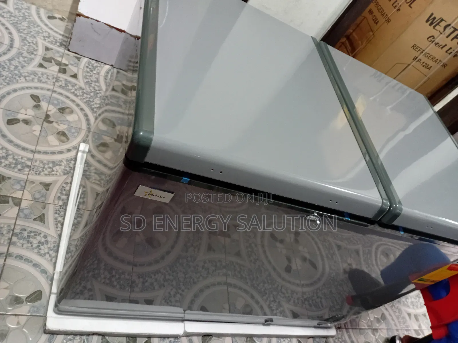 Gigantic Gold Star Fridge Freezer 344 Litres Fridge Freezer