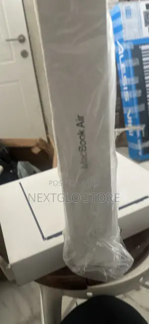 New Laptop Apple MacBook Air 2025 M4 15-inch 16GB Apple M4 SSD 256GB