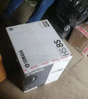 Yamaha Hs8s 8" Powered Subwoofer