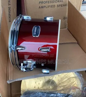 Yamaha Professional Red 5-Piece Drumset