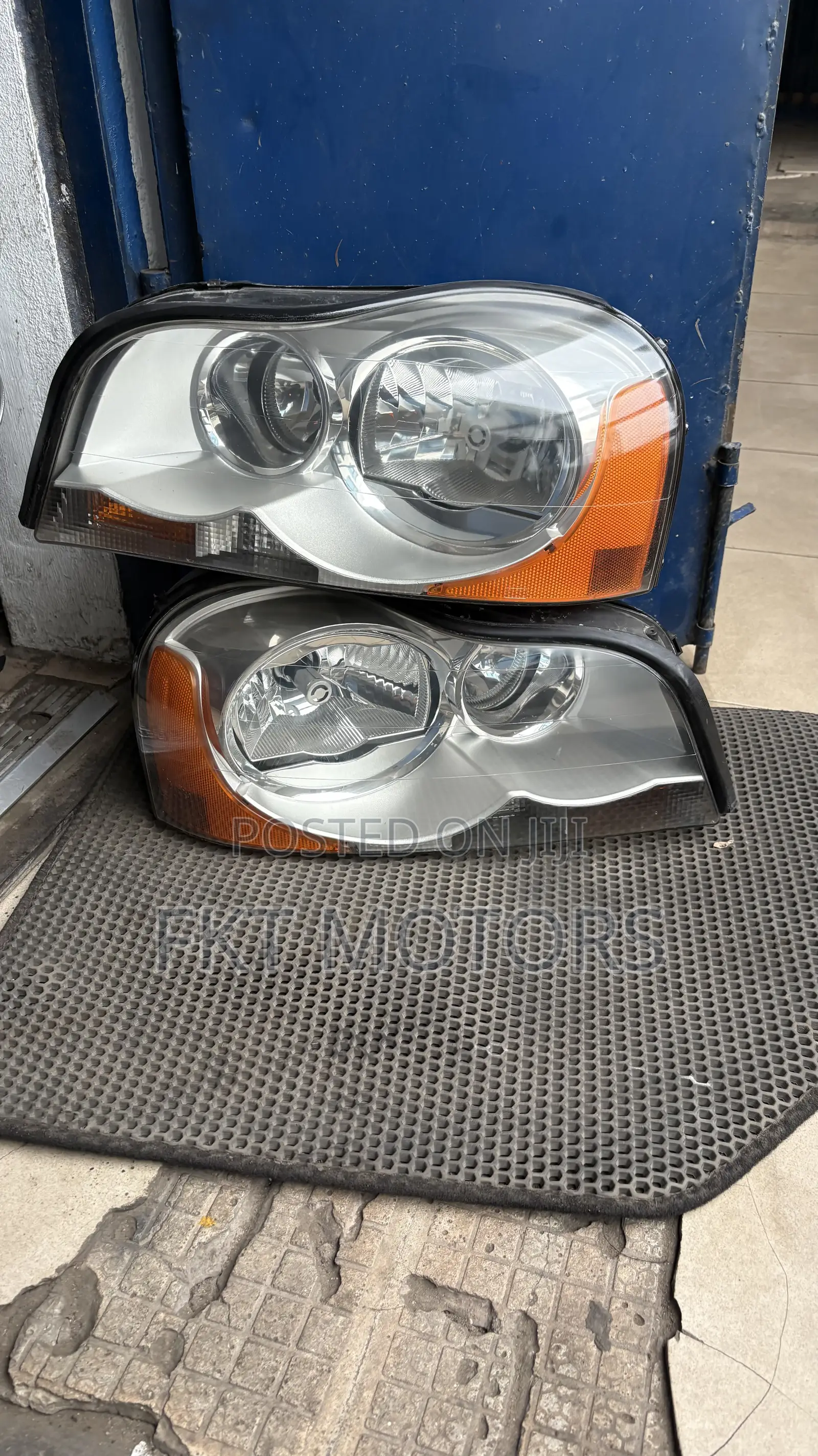 Volvo Xc90 Headlight 2000,2001,2002,2003,2004,2005,2006