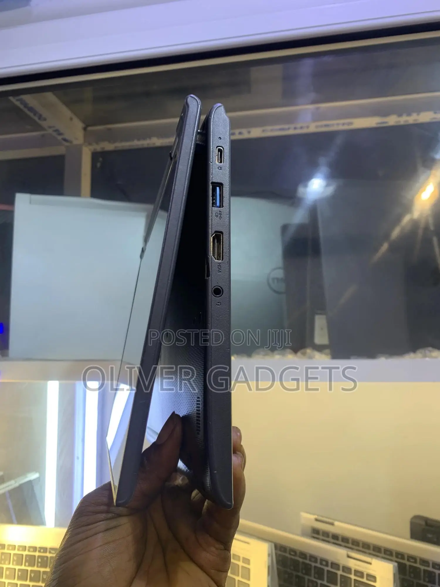 Laptop Lenovo 4GB Intel SSD 128GB