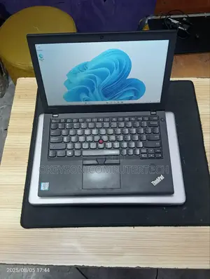 Laptop Lenovo ThinkPad X270 8GB Intel Core I5 SSD 256GB