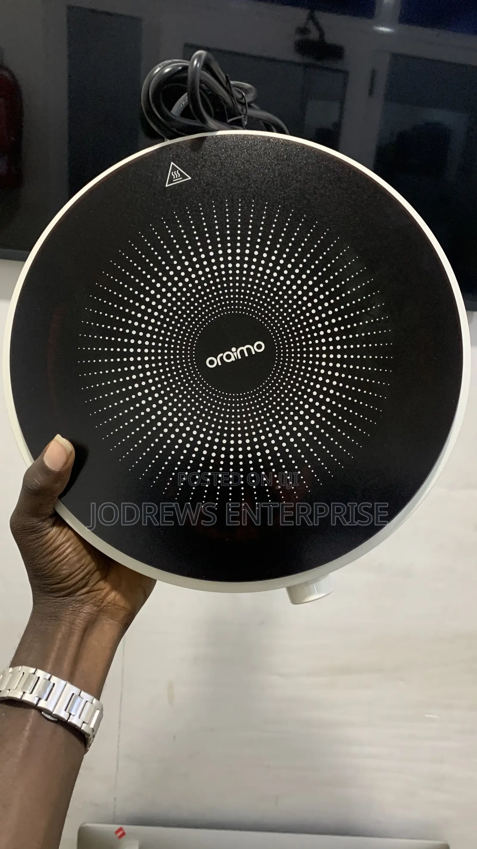 Oraimo Instacooker 2100w Induction Cooker