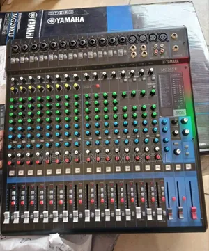 Photo - Yamaha Mg20xu 20-Channel Mixer With Usb and SPX Effects.