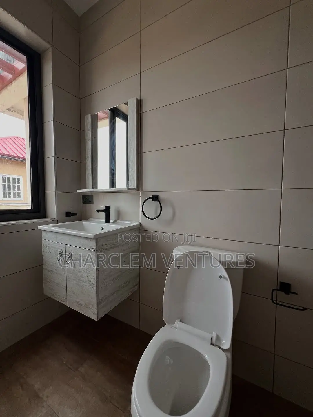 4bdrm House in Charclem Ventures, Accra Metropolitan for rent