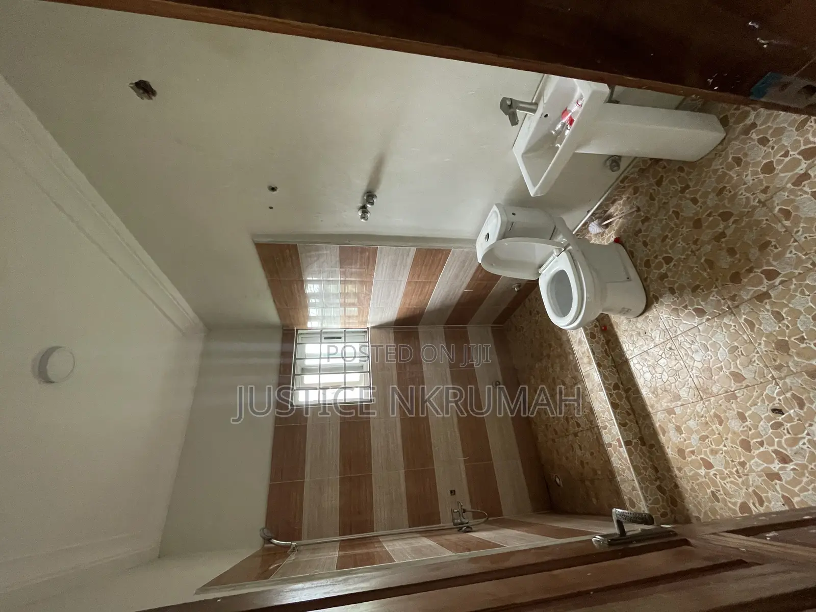 2bdrm Apartment in Mr Justice Estate, Bortiano for rent