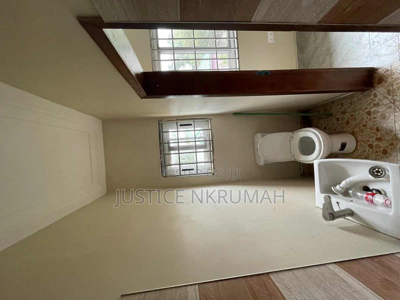 2bdrm Apartment in Mr Justice Estate, Bortiano for rent