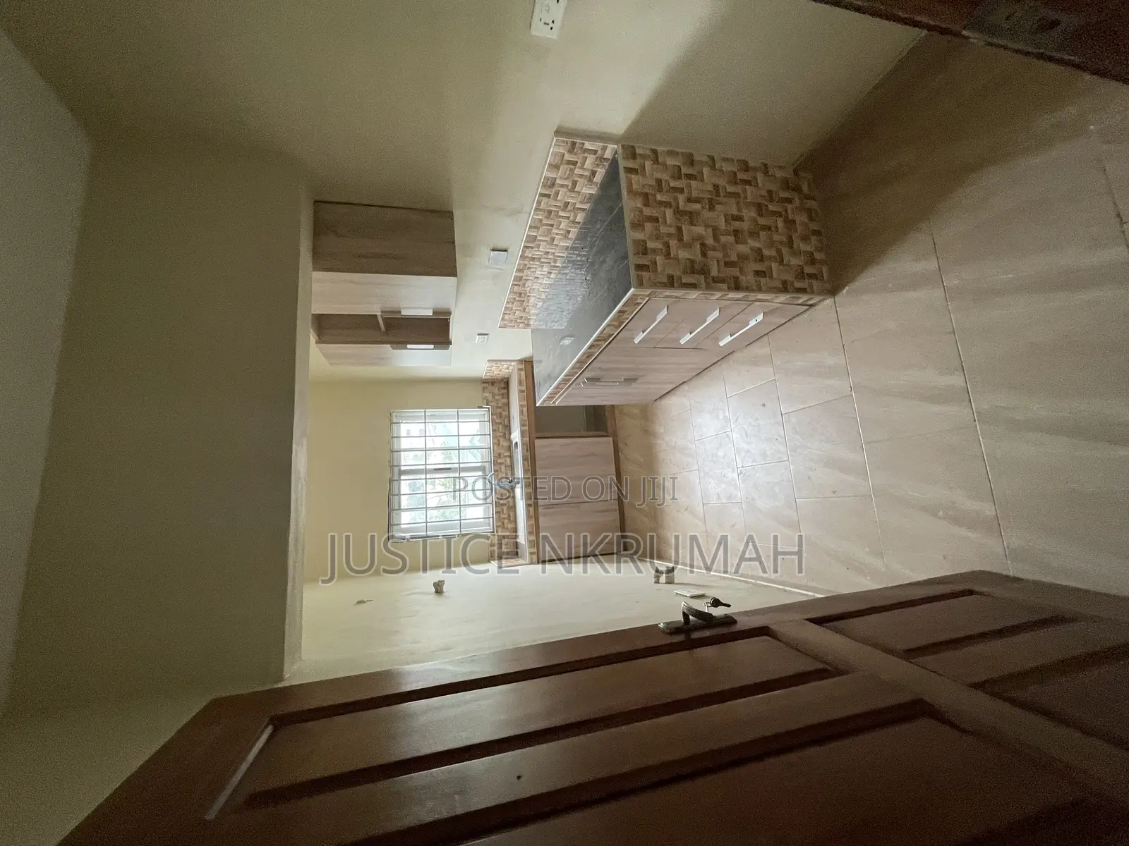 2bdrm Apartment in Mr Justice Estate, Bortiano for rent