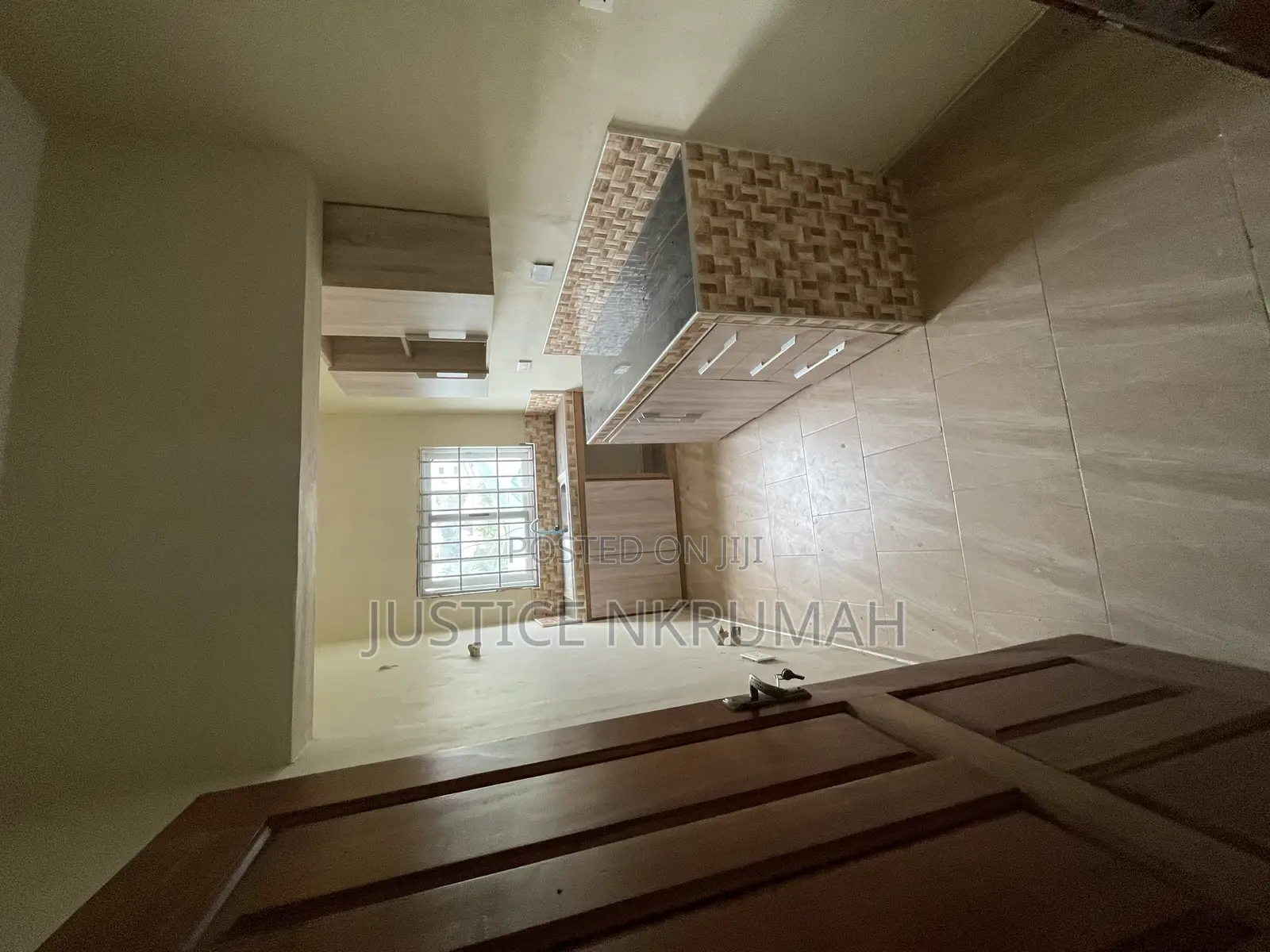 2bdrm Apartment in Mr Justice Estate, Bortiano for rent
