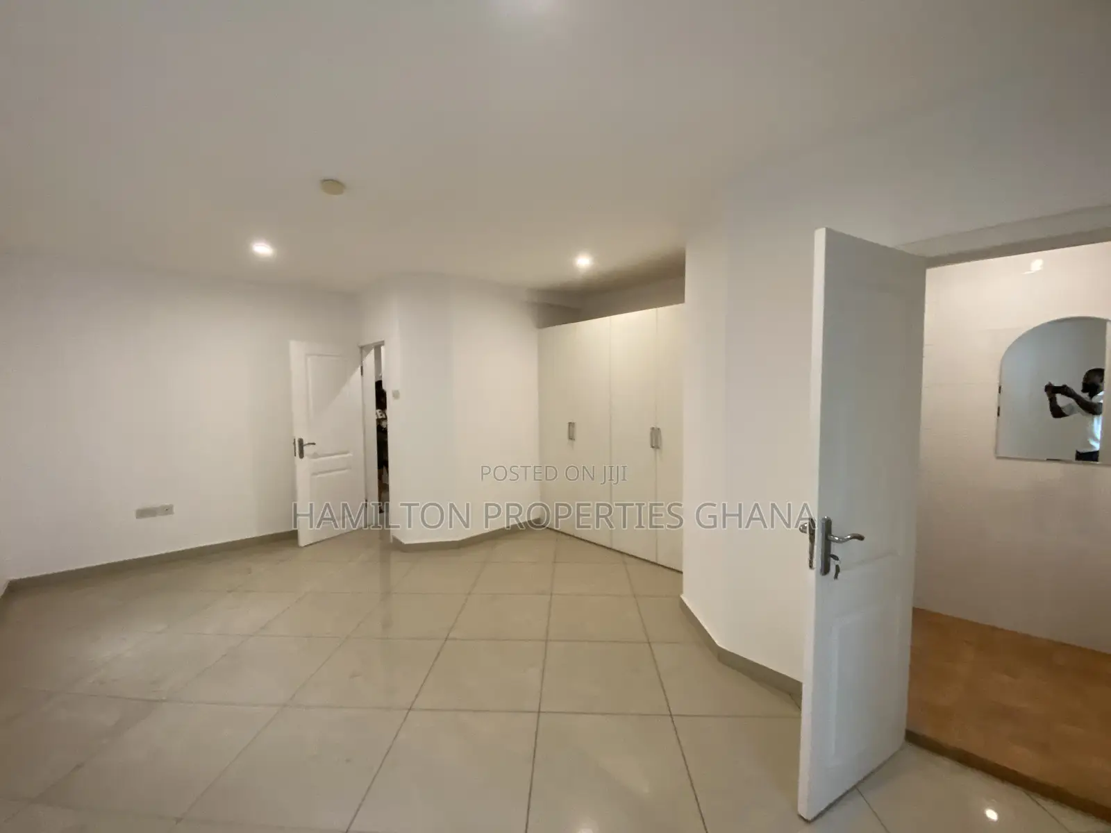 4bdrm Townhouse / Terrace in East Legon for rent