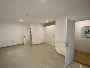 4bdrm Townhouse / Terrace in East Legon for rent