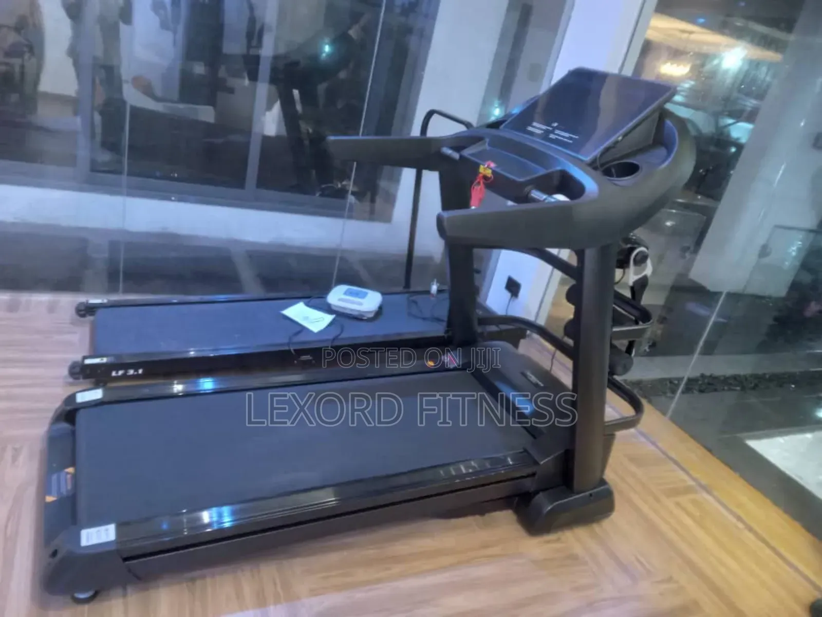 150kg+ Treadmill With Massager