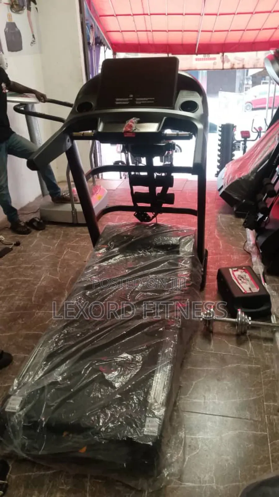 150kg+ Treadmill With Massager