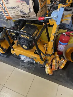 127kg 4.8kw(6.5hp) Reversible Plate Compactor - Gcp125-2
