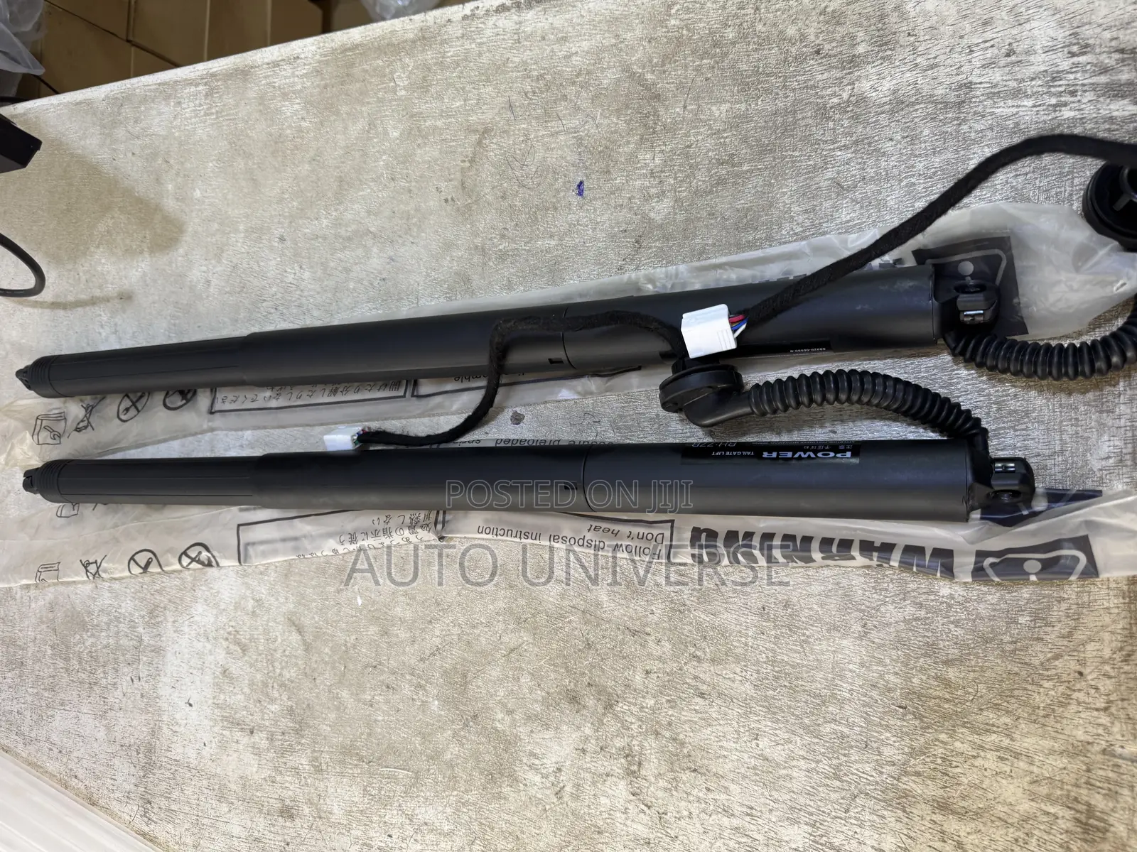 Toyota Highlander 2018 To 2022  Electronic Boot Shocks
