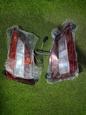 Back Bumper Reflector Santafe 2020