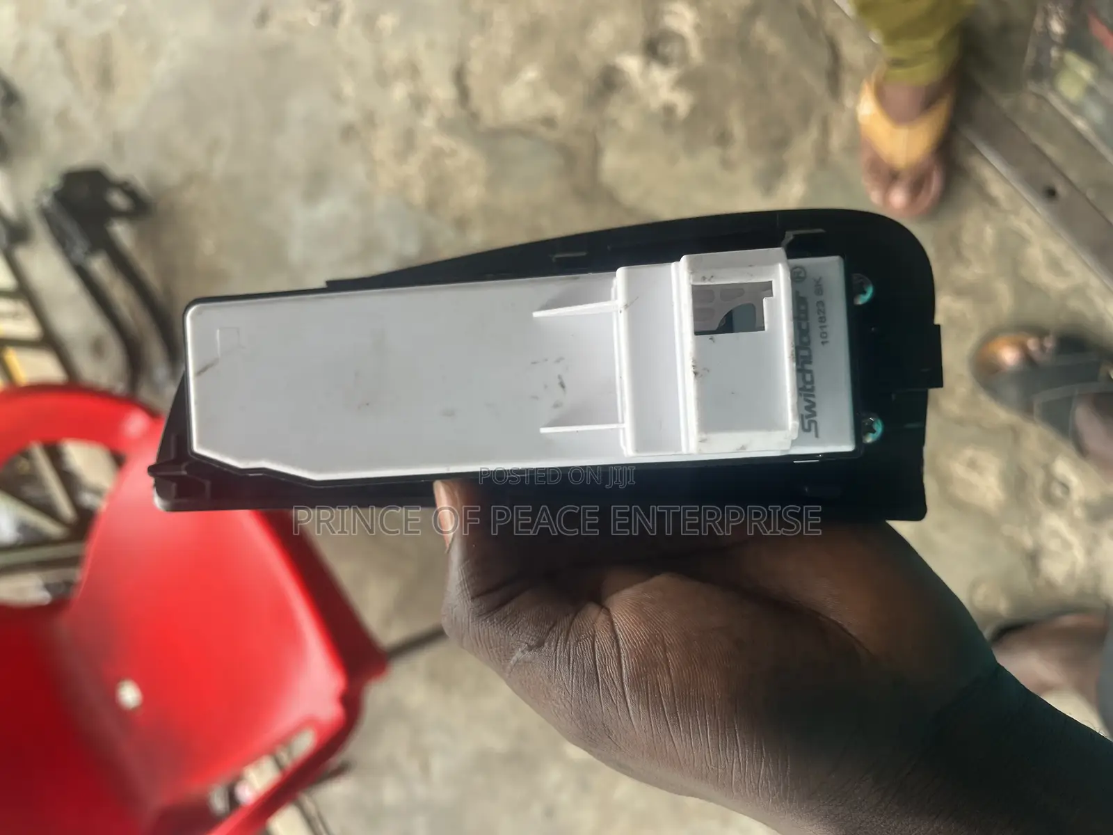 Pontiac Vibe Master Door Switch