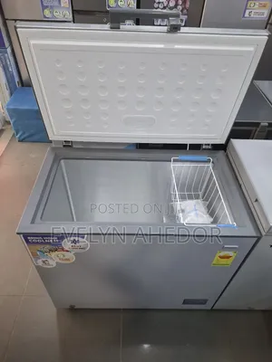 Fast Frozen of Nasco 200 Litres Chest Freezer With Wheel