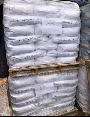 Photo - White Pigment Color For Concrete And Construction Works