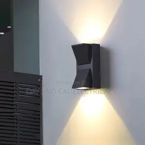 Lite Focus Elite Wall Light