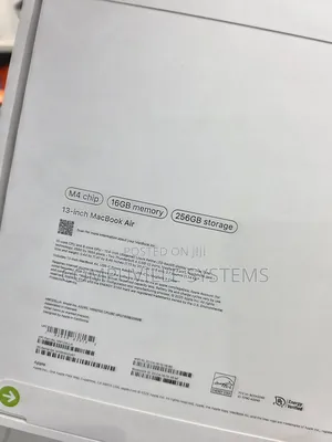 New Laptop Apple MacBook Air 2025 M4 13-inch 16GB Apple M4 SSD 256GB