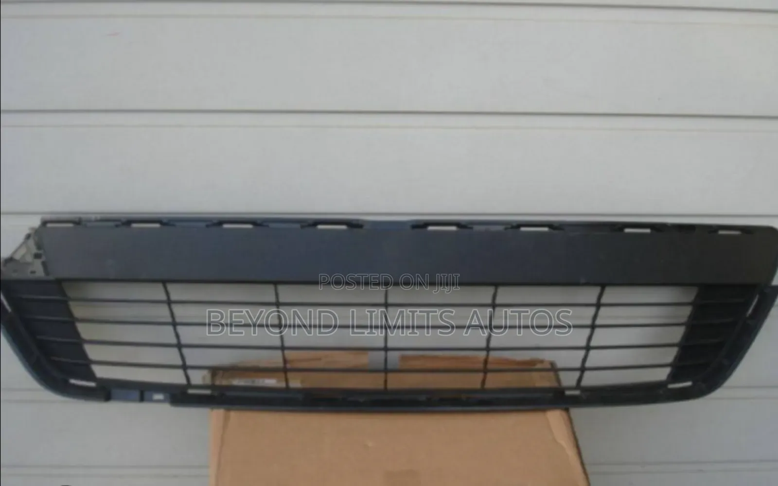 Toyota Vitz 2012,2013,2014,2015 Bumper Grille/ Down Grille