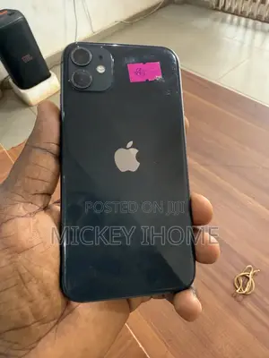 Apple iPhone 11 64 GB Black
