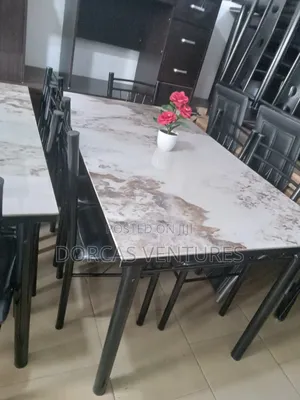 Thumbs Dining Sets