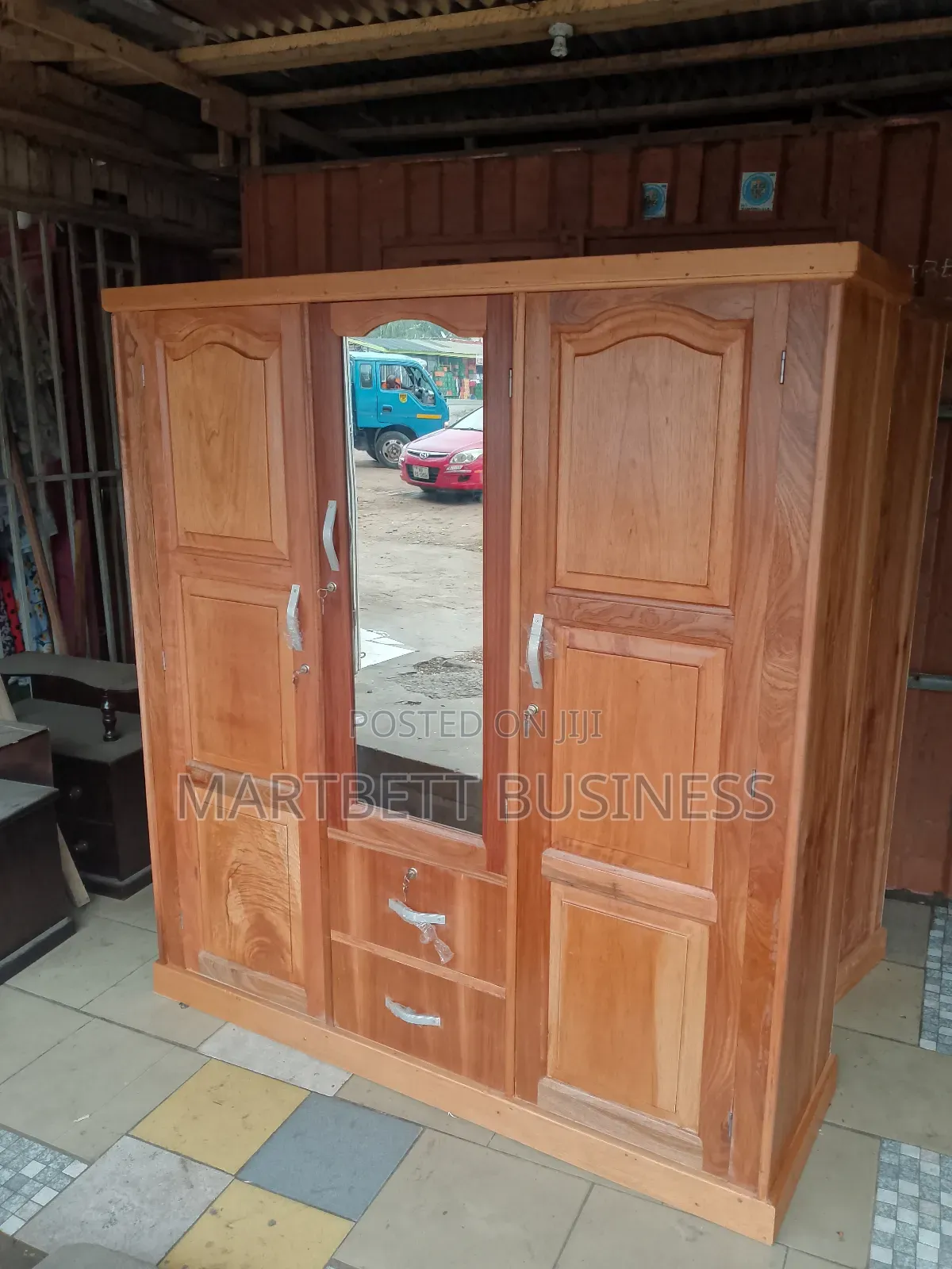 3 Door Wordrobe With Drawer Quality