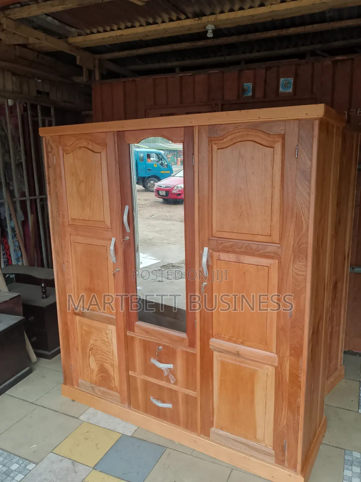 3 Door Wordrobe With Drawer Quality