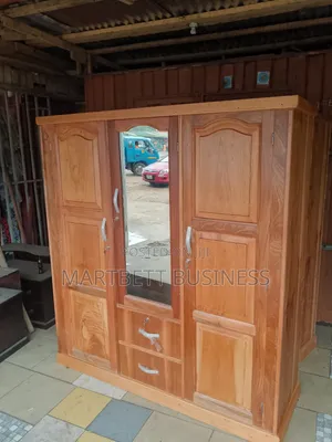 3 Door Wordrobe With Drawer Quality