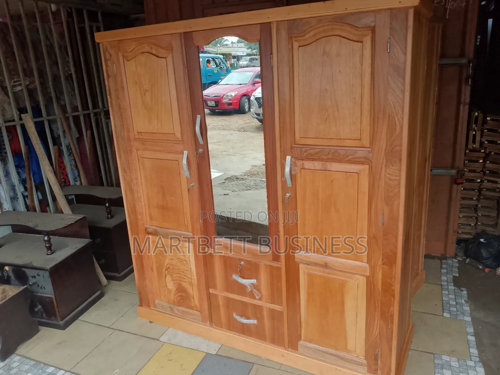 3 Door Wordrobe With Drawer Quality