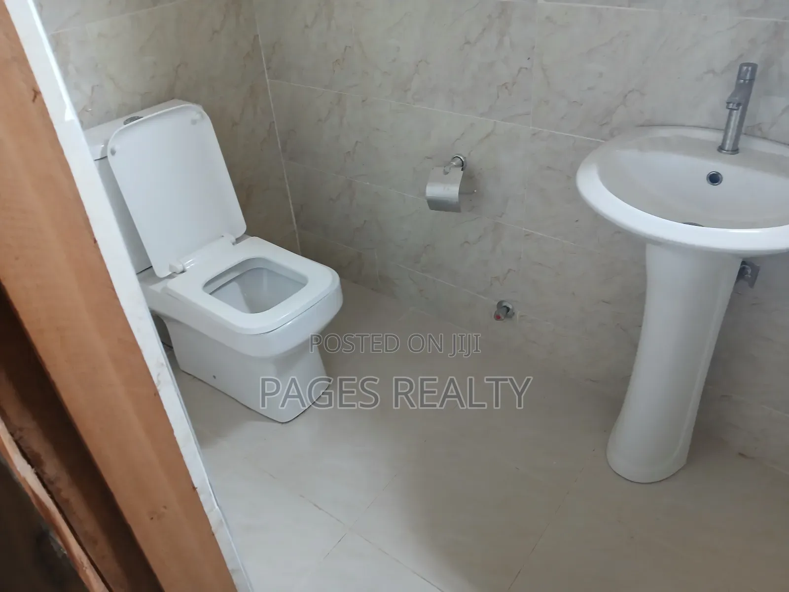 2bdrm Office Space in Adenta Sakora for Rent