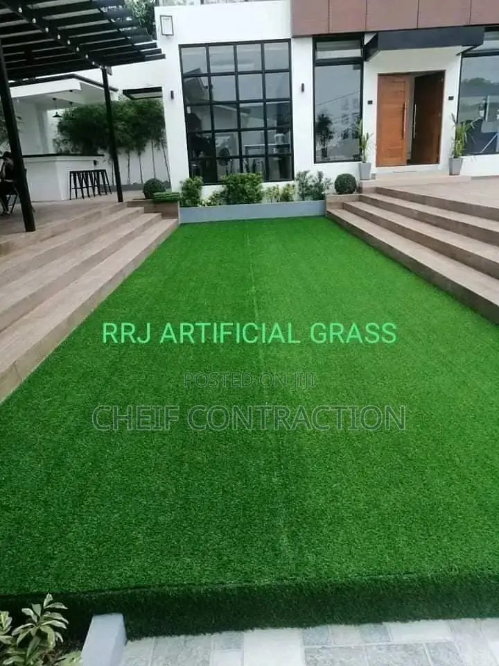 Astroturf Glass Installation
